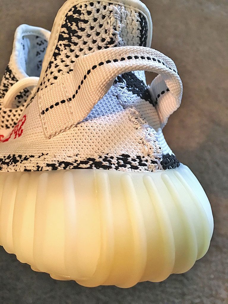 Heel of a Yeezy, Yeezy Zebra Review, Yeezy 350 V2 Zebra, adidas sneaker,