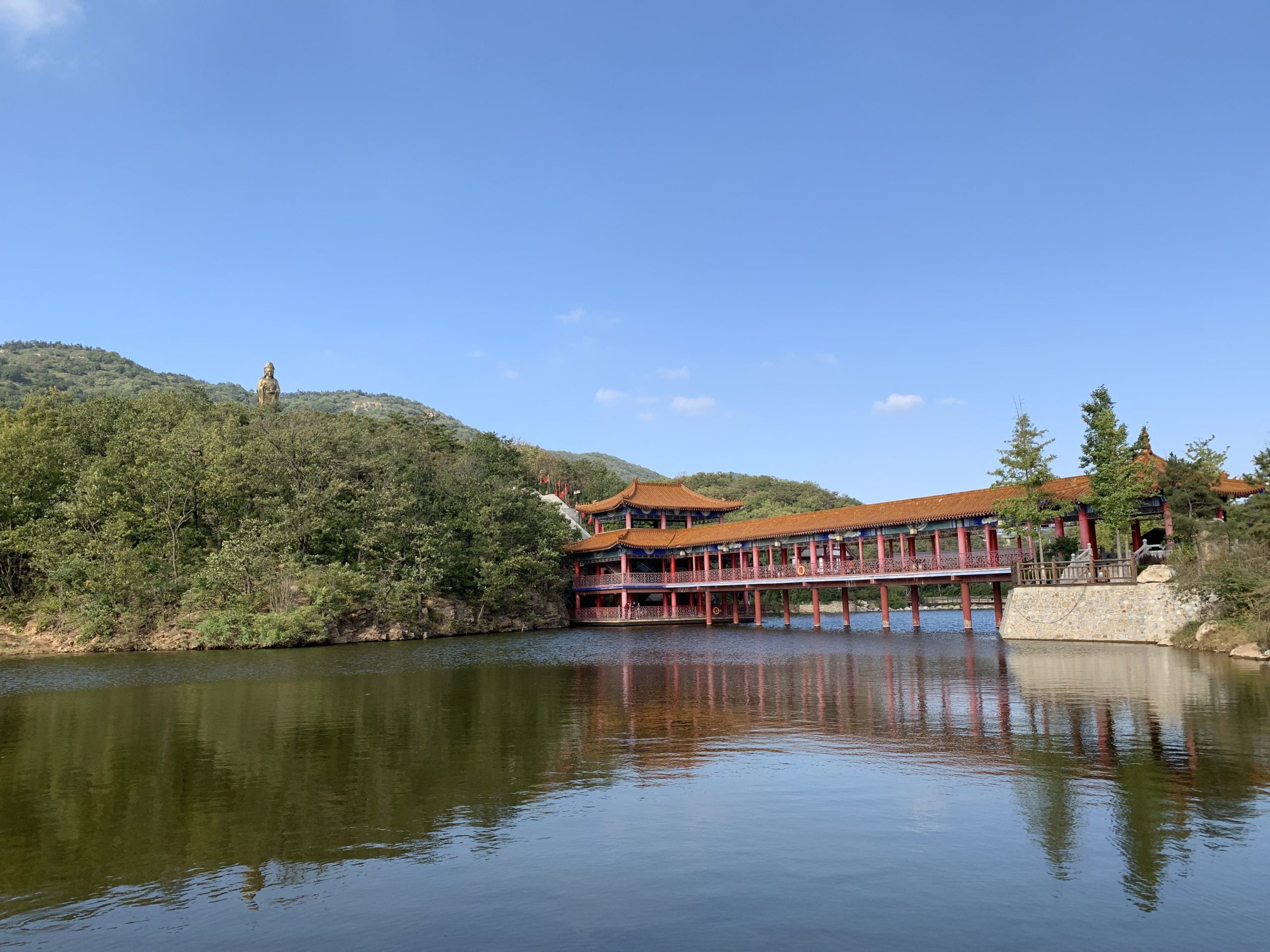 Hengshan Temple Front Lake 