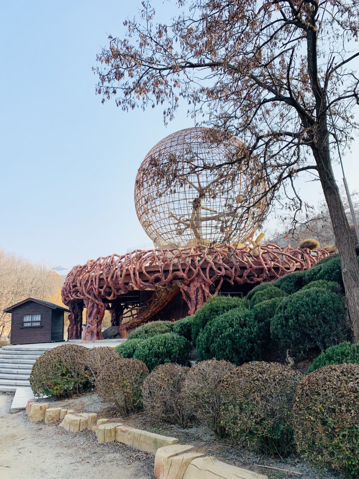 3 Hidden Attractions of Dalian, Liaoning, China, a mysterious park with interesting sculptures 